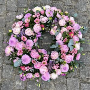 Rundpyntet krans Rosa