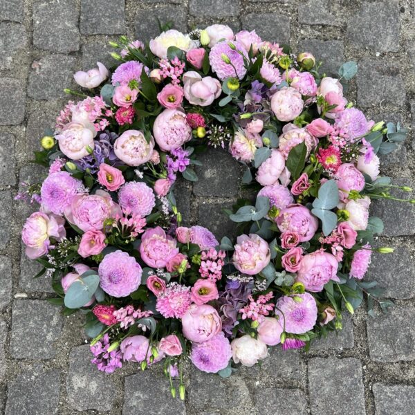 Rundpyntet krans Rosa
