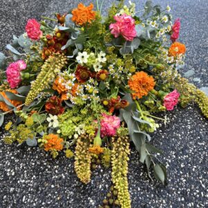 Bårebuket gylden - Blomster til begravelse - Happyflower-dk