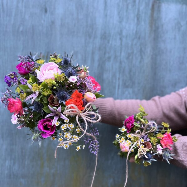 Mor og barn buket multifarvet - Send blomster - Happyflower-dkMor og barn buket multifarvet - Send blomster - Happyflower-dk