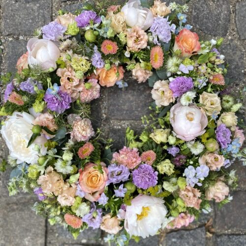 Rundpyntet blomsterkrans - Happyflower-dk