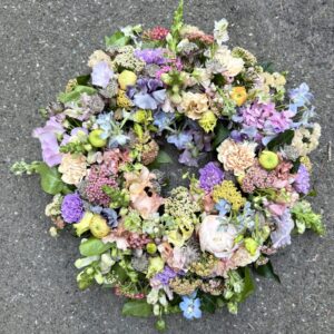 Rundpyntet krans Pastel - Happyflower-dk