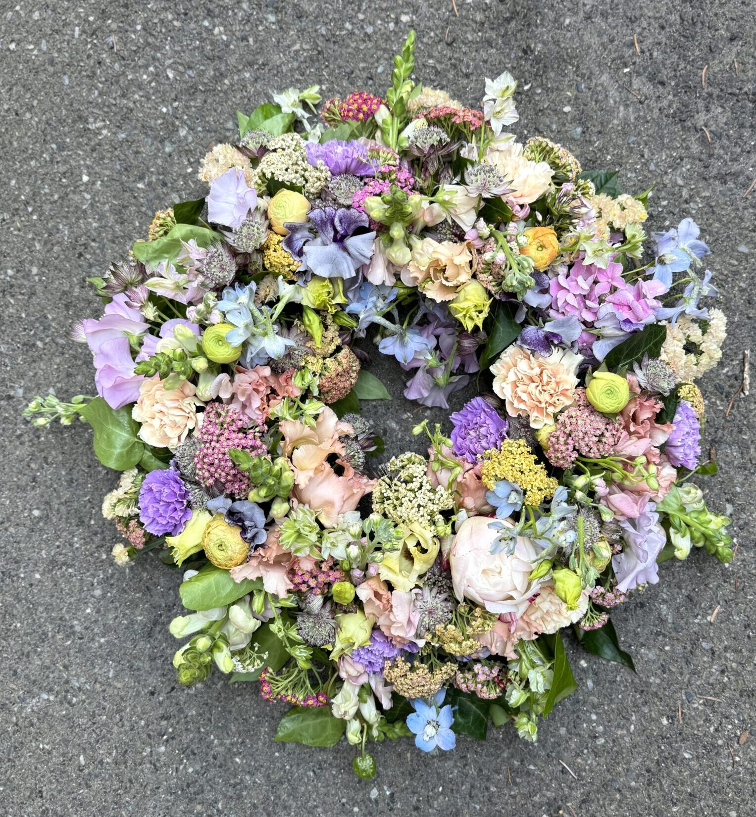 Rundpyntet krans Pastel - Happyflower-dk Rundpyntet krans Pastel - Happyflower-dk